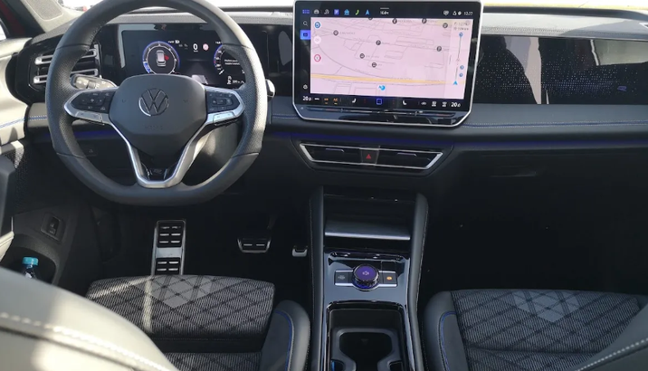 Tiguan_Unutra_R_Line