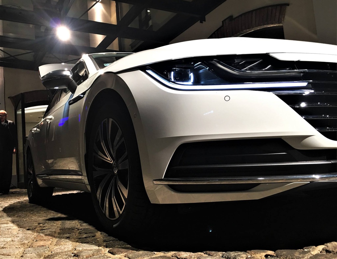 Novi Volkswagen Arteon je stigao. AK Tasić.