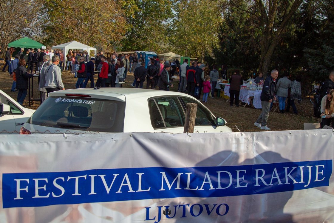 AK Tasić na XI festivalu mlade rakije u Ljutovu