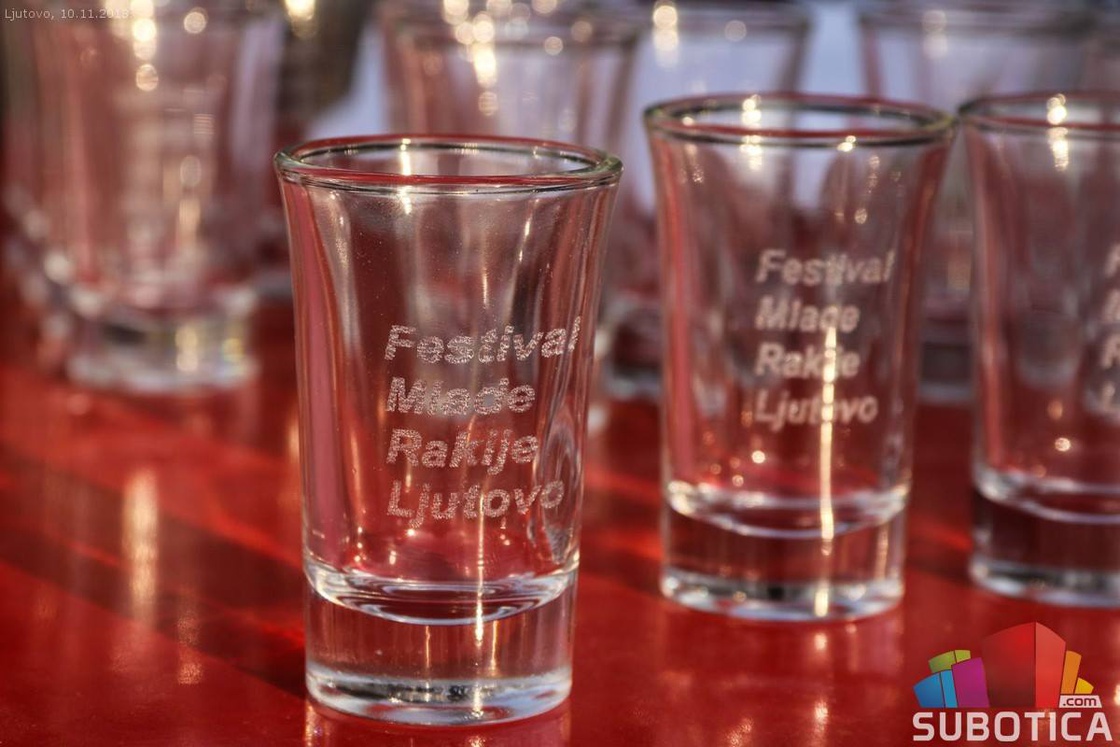 AK Tasić na XI festivalu mlade rakije u Ljutovu