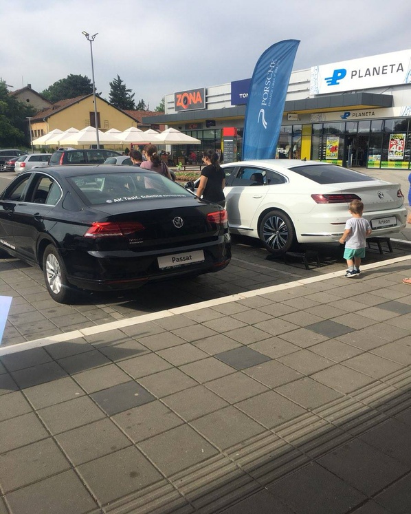 AK Tasić u RP Shoppi