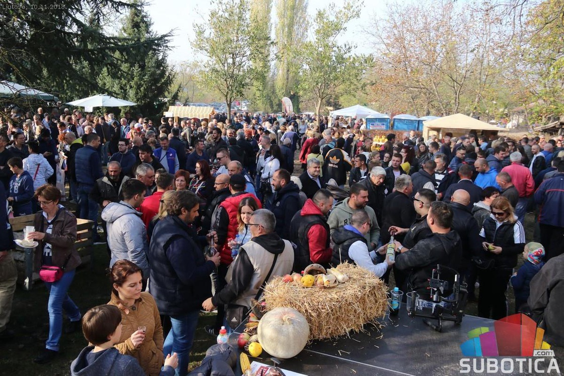 AK Tasić na XI festivalu mlade rakije u Ljutovu