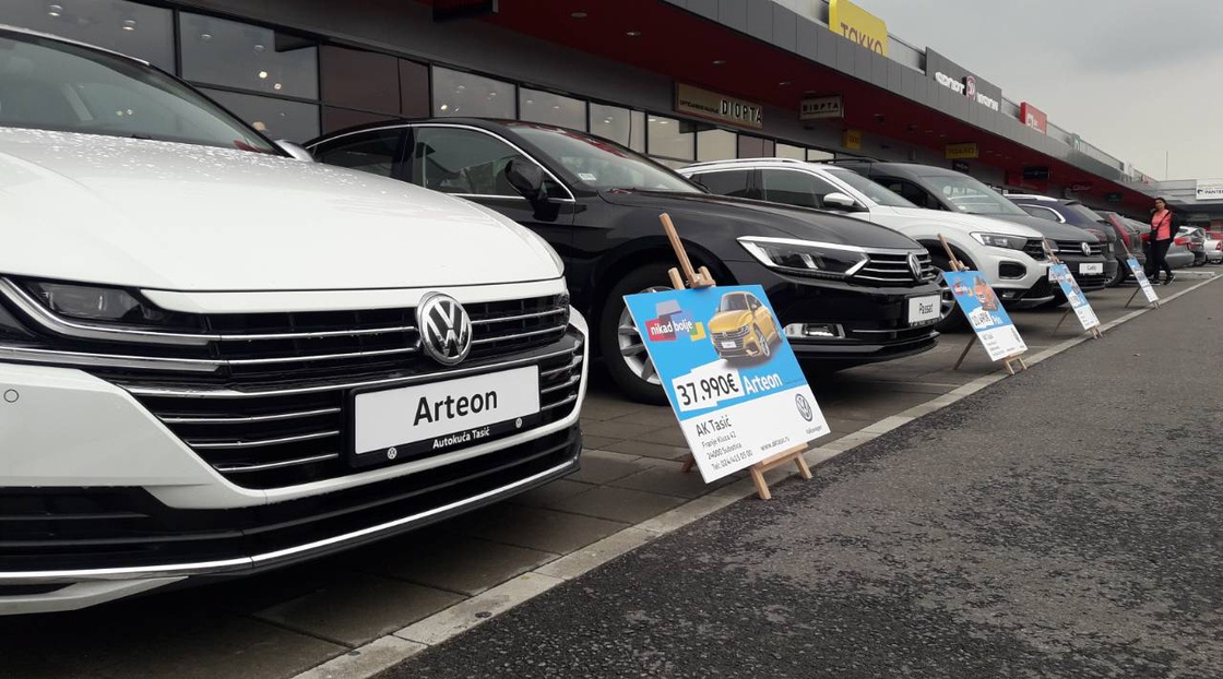 AK Tasić u RP Shoppi