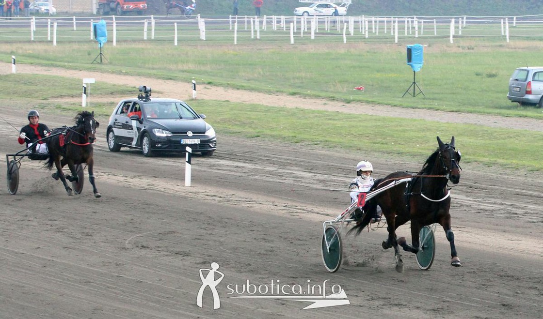 Autokuća Tasić na „Otvaranju sezone 2019“